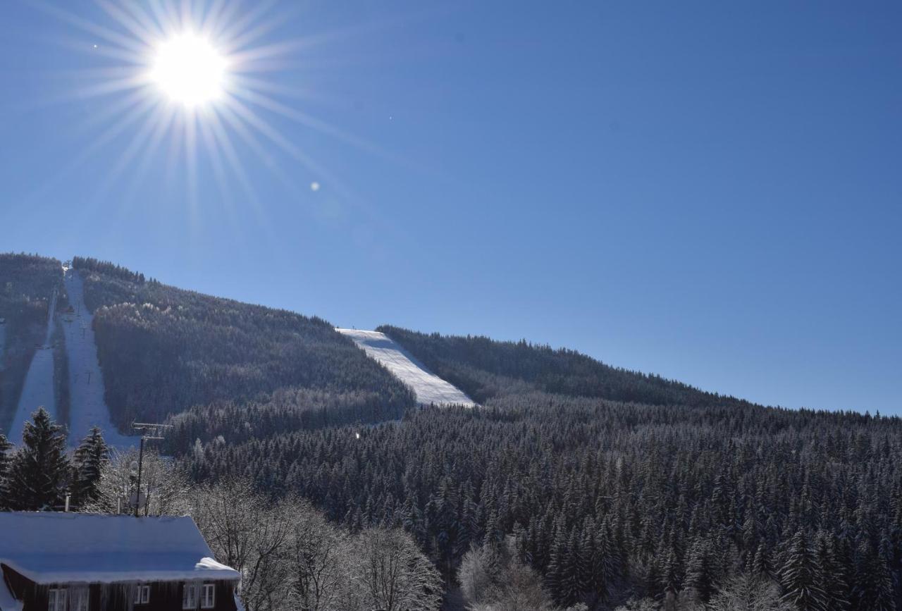 Grand Harrachov Pension V Centru المظهر الخارجي الصورة