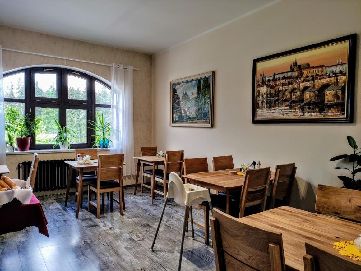 Grand Harrachov Pension V Centru المظهر الخارجي الصورة